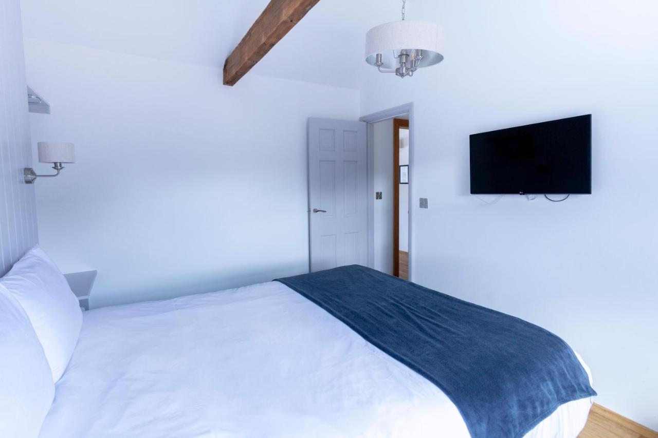 6 At Number 8: City Centre, 1 Bedroom, Sofa Bed In Lounge * Canterbury